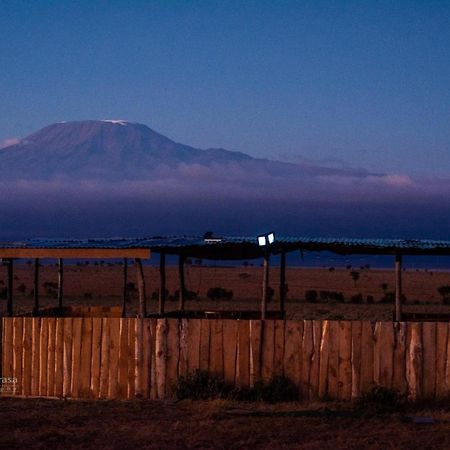 Amboseli Redhouse Daire Dış mekan fotoğraf