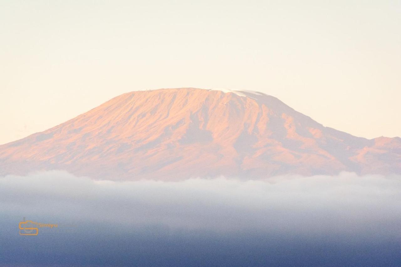 Amboseli Redhouse Daire Dış mekan fotoğraf