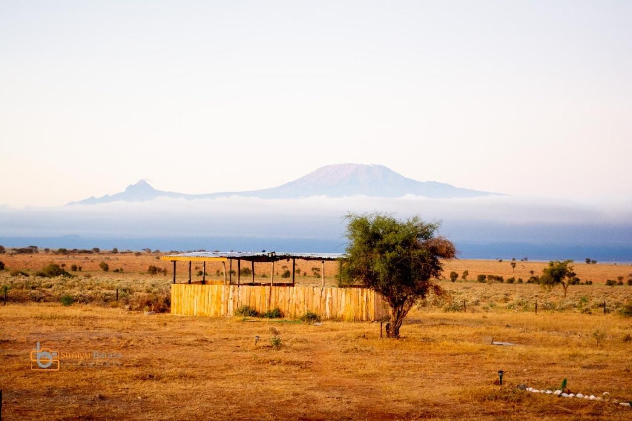 Amboseli Redhouse Daire Dış mekan fotoğraf
